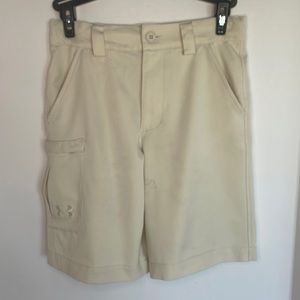 Under Armour dress or dress casual cream shorts size YMD